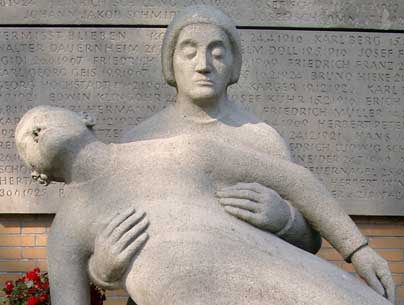 Kriegerdenkmal 2. WK Detail